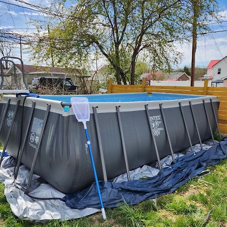 The Dacha. Cumberland Vacation Villa Екстериор снимка