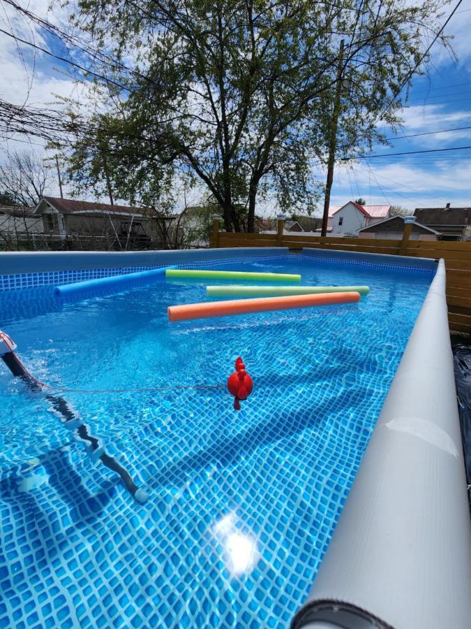 The Dacha. Cumberland Vacation Villa Екстериор снимка